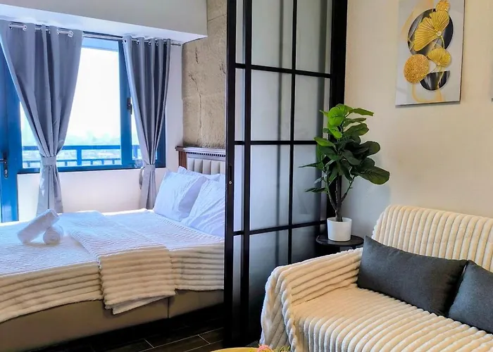 Apartment Cosy Flat Pool View 10 Min To Centre Manila